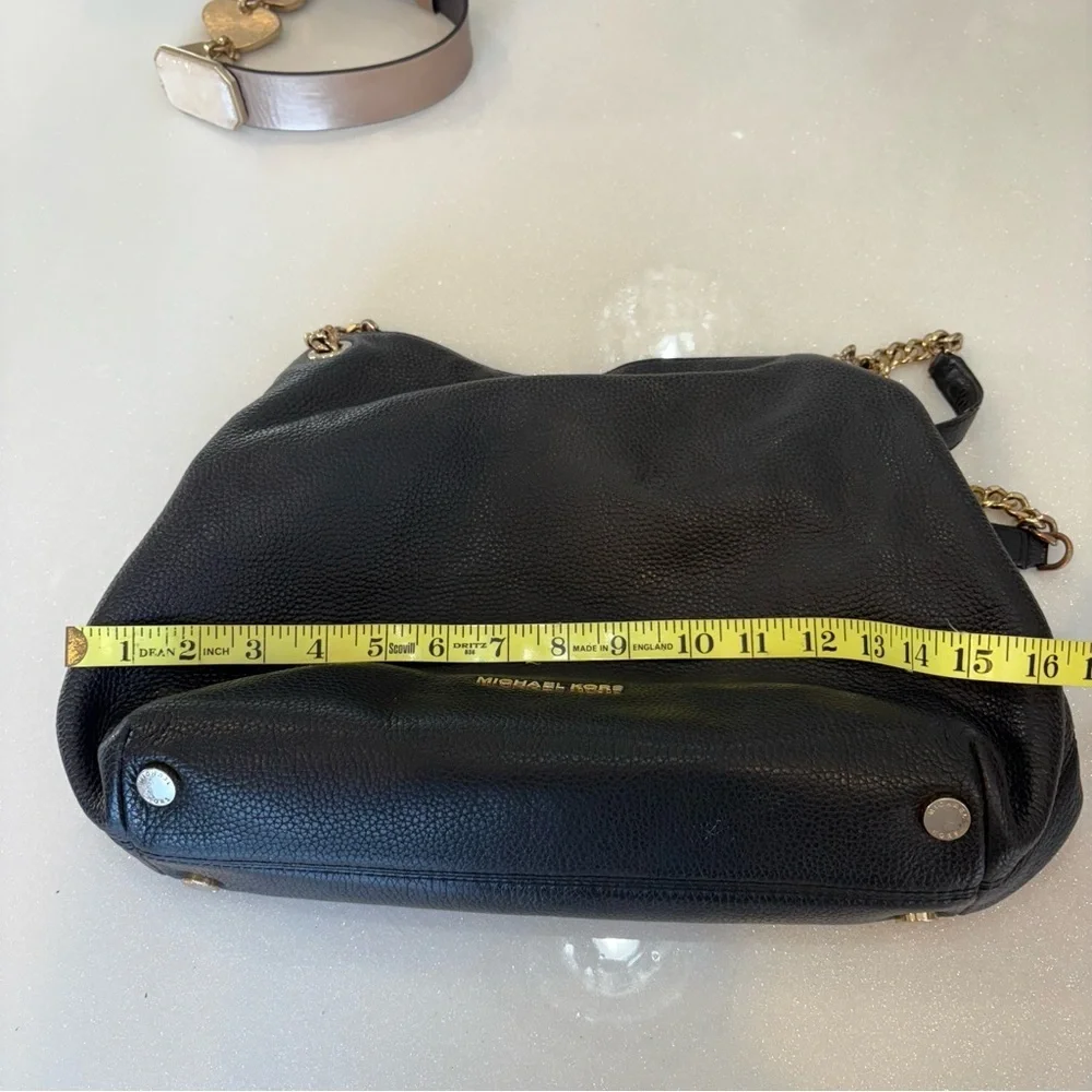 Michael Kors Jet Set Pebbled Leather Shoulder Bag